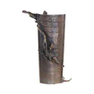 Shatsby Dragon Vase
